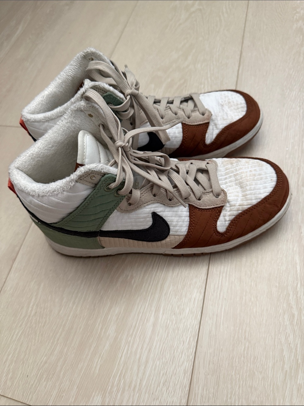 Nike Next Nature Toasty White Brown Green Dunks Sneakers with Black Swoosh - Picture 5 of 12